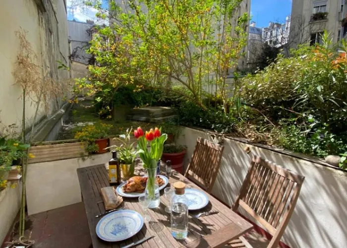 Appart Montmartre Avec Terrasse Παρίσι