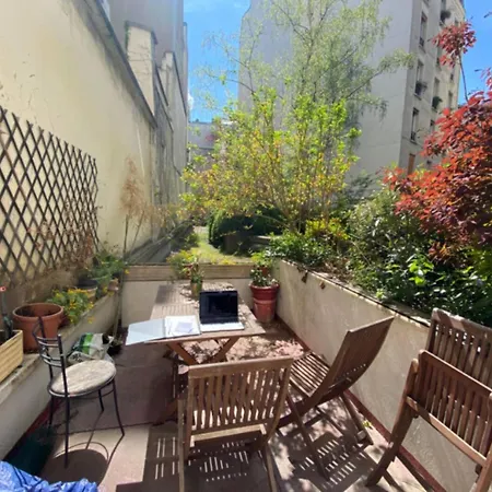 شقة Montmartre Avec Terrasse باريس